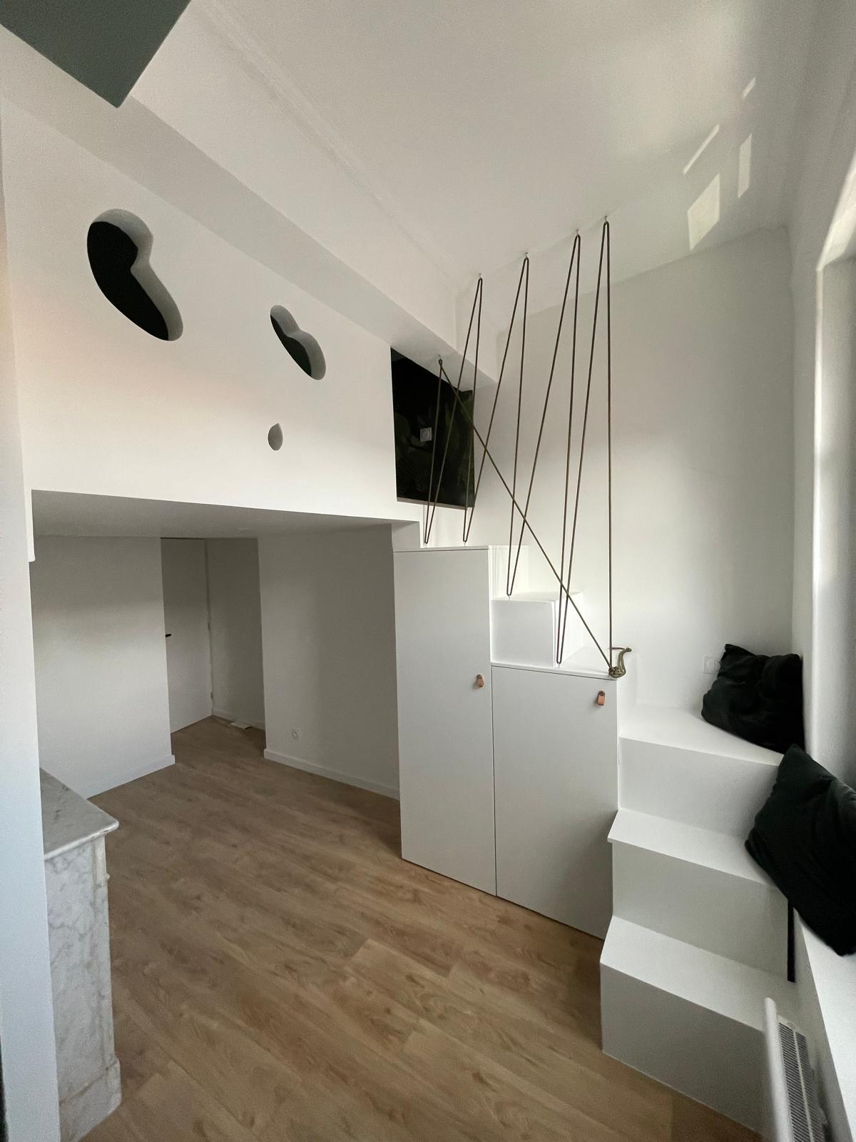 Mezzanine en placo après création dans une petite chambre — Montauban